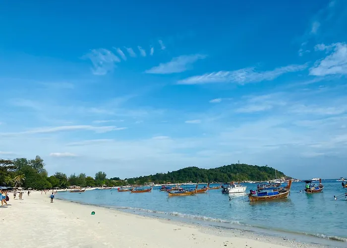 Bella Vista Beach Resort Koh Lipe