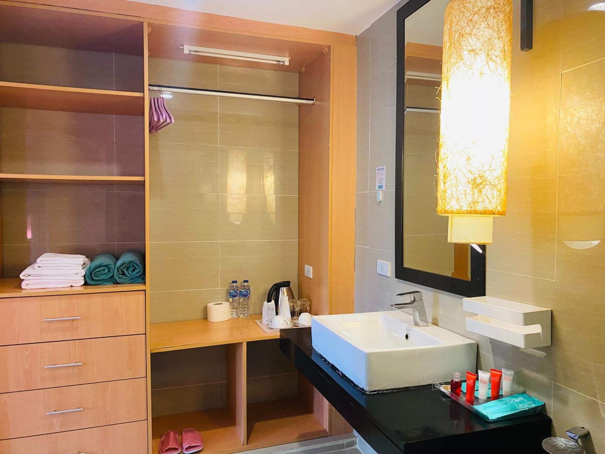 सहारा Bella Vista 3*